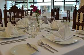 Miraflores Colon Hotel