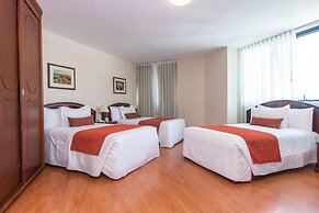 Miraflores Colon Hotel