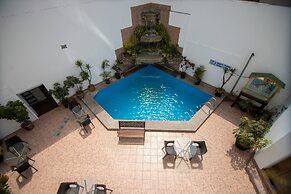 Miraflores Colon Hotel