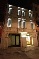 Borgoleoni 18