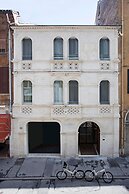 Borgoleoni 18