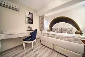 Demonti Otel