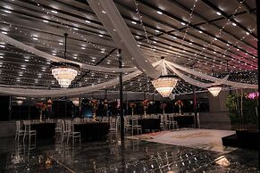 Demonti Otel
