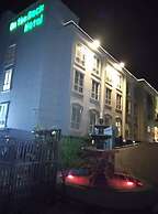 Hotel On The Rock
