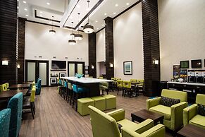 Hampton Inn & Suites by Hilton Regina East Gate