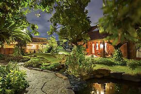 Duta Garden Boutique Villa