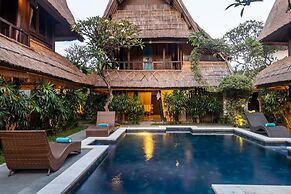 Radiant Jepun Villa