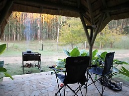 Emahlathini Guest Farm