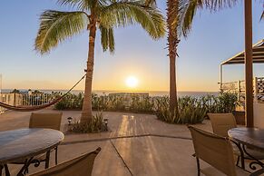 MariaMar Suites