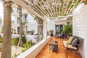 MariaMar Suites