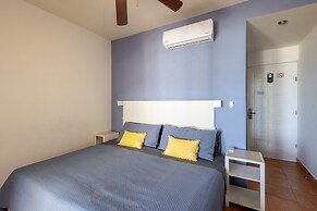 MariaMar Suites