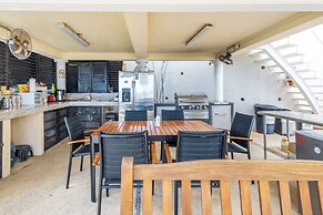 MariaMar Suites