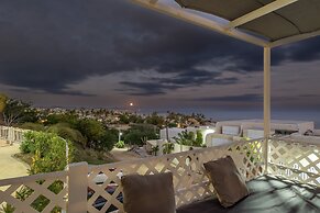 MariaMar Suites