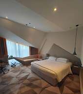 Vivanta New Delhi, Dwarka
