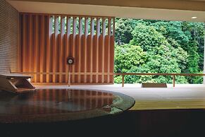 Hakone Pax Yoshino