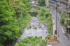 Hakone Pax Yoshino