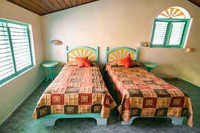 Las Palmas Residence