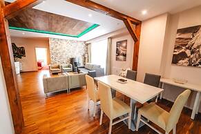 Hotel Crocus
