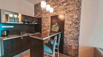 Hotel Crocus