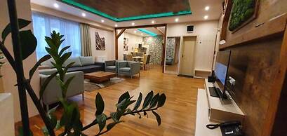 Hotel Crocus