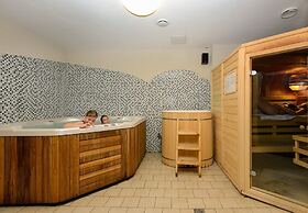 Hotel Crocus