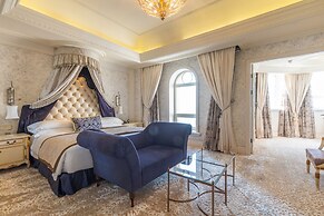 The Castle Hotel, a Luxury Collection Hotel, Dalian
