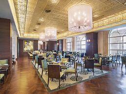 The Castle Hotel, a Luxury Collection Hotel, Dalian