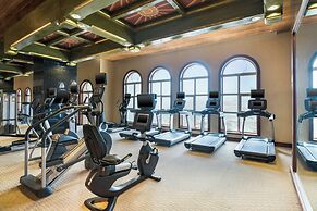 The Castle Hotel, a Luxury Collection Hotel, Dalian