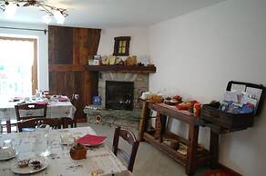 Le Vieux Noyer