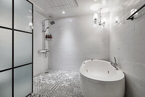 Picasso Hotel
