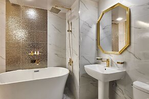 Picasso Hotel