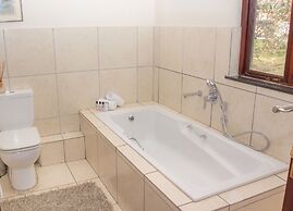 Inn & Out Plus Craighall