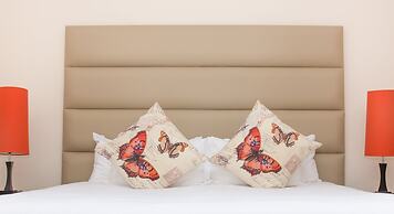 Inn & Out Plus Craighall