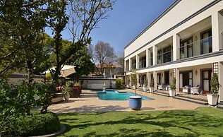 Inn & Out Plus Craighall