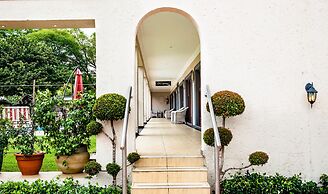 Inn & Out Plus Craighall