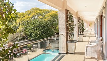 Inn & Out Plus Craighall