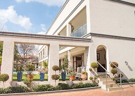 Inn & Out Plus Craighall