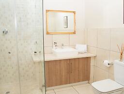 Inn & Out Plus Craighall