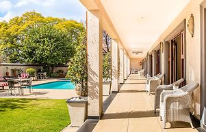 Inn & Out Plus Craighall