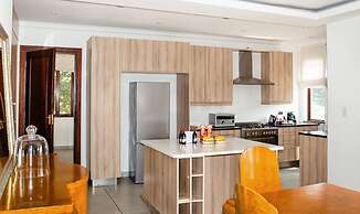 Inn & Out Plus Craighall