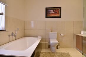 Inn & Out Plus Craighall