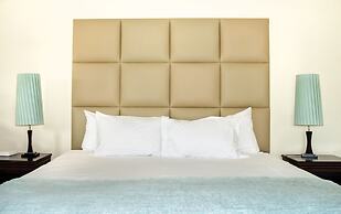 Inn & Out Plus Craighall