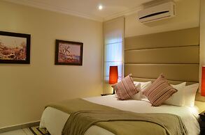 Inn & Out Plus Craighall