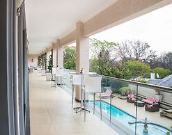Inn & Out Plus Craighall