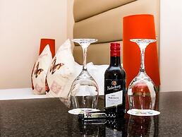 Inn & Out Plus Craighall