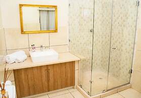 Inn & Out Plus Craighall