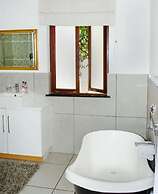 Inn & Out Plus Craighall