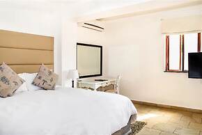Inn & Out Plus Craighall