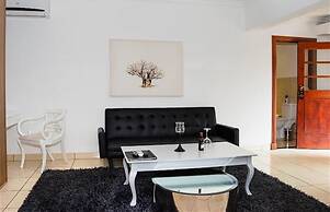 Inn & Out Plus Craighall