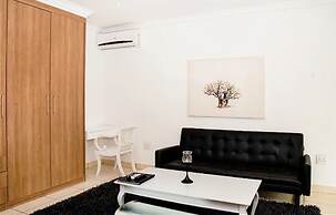 Inn & Out Plus Craighall